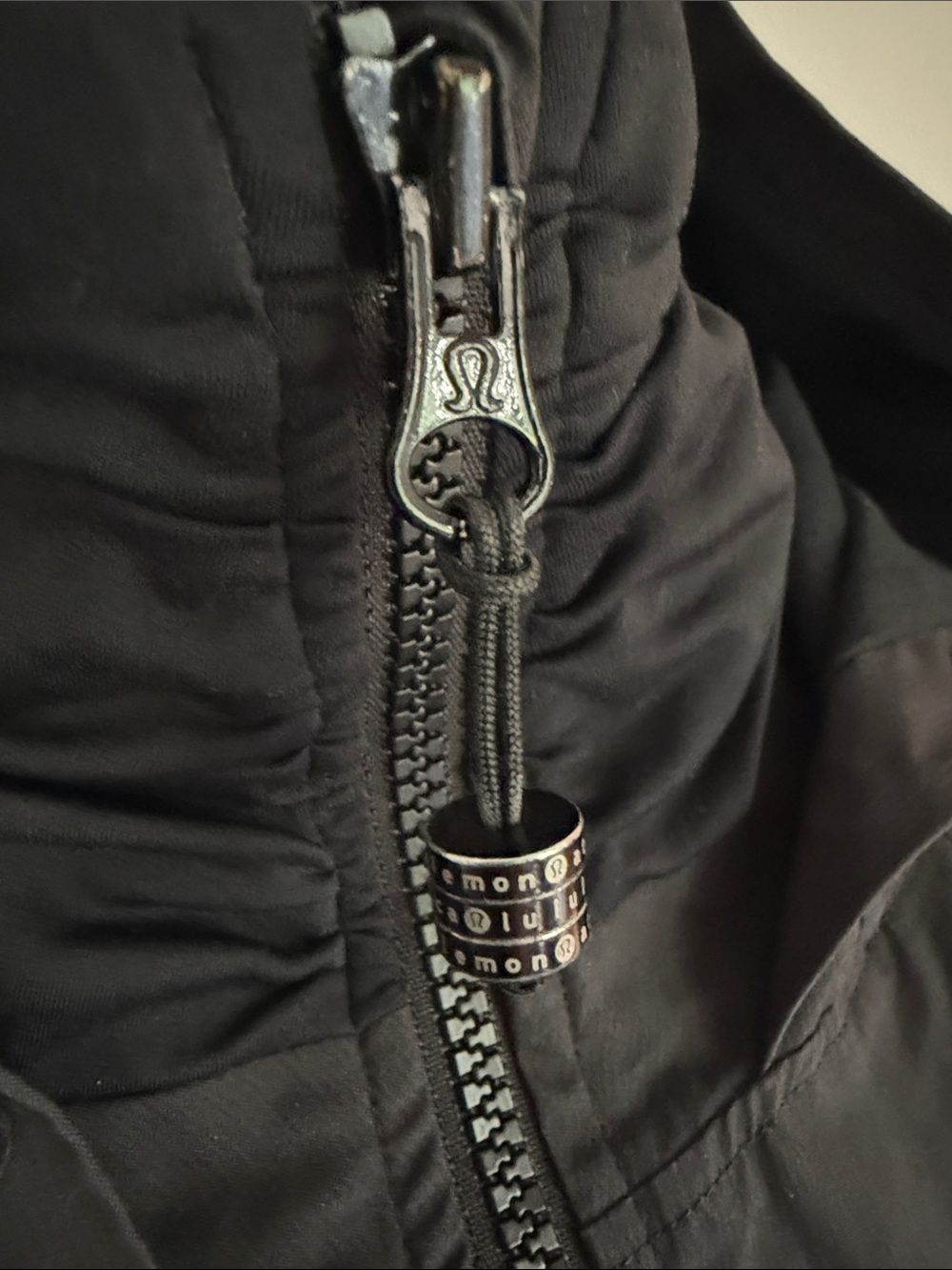lululemon athletica Black Hooded dance Studio jacket size 8 - Picture 2 of 9